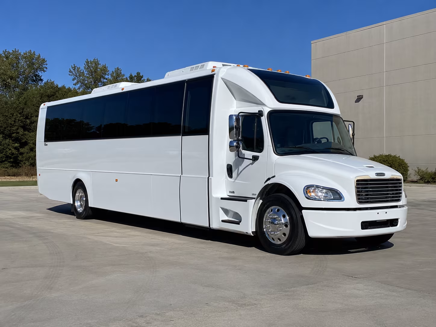 euless 28 passenger party bus