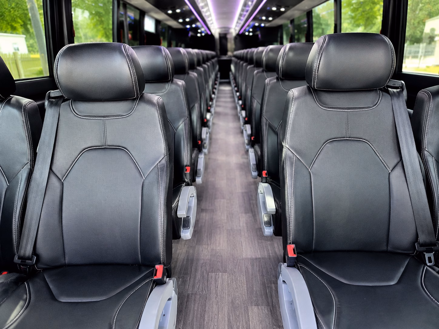grapevine flexible charter bus rentals for grapevine sports teams and fans